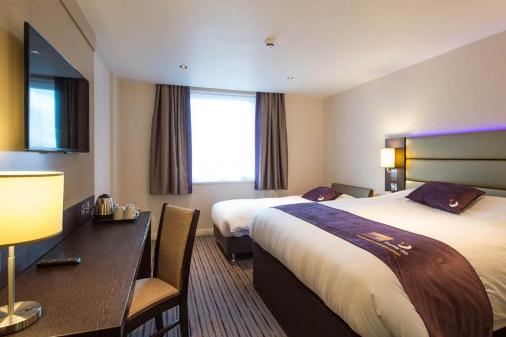 Premier Inn London Romford Central Rom bilde