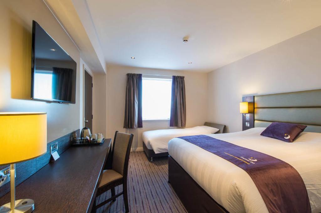 Premier Inn London Romford Central Rom bilde
