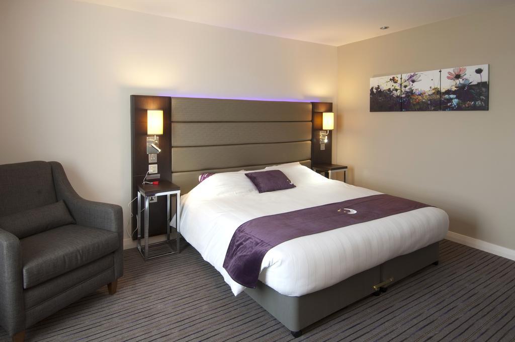 Premier Inn London Romford Central Rom bilde